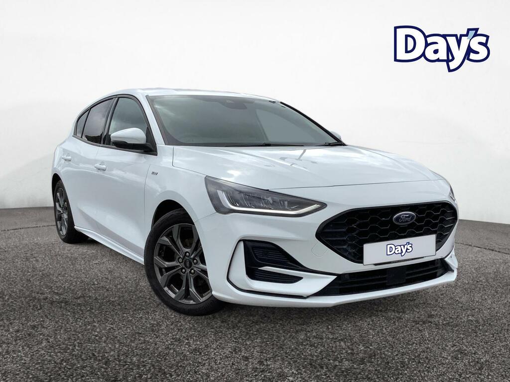 Ford Focus 1.0T Ecoboost St-line Hatchback White