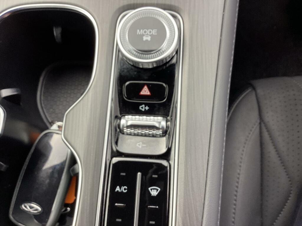 Chery Tiggo 8 1.5T Phev Summit Dht White #22