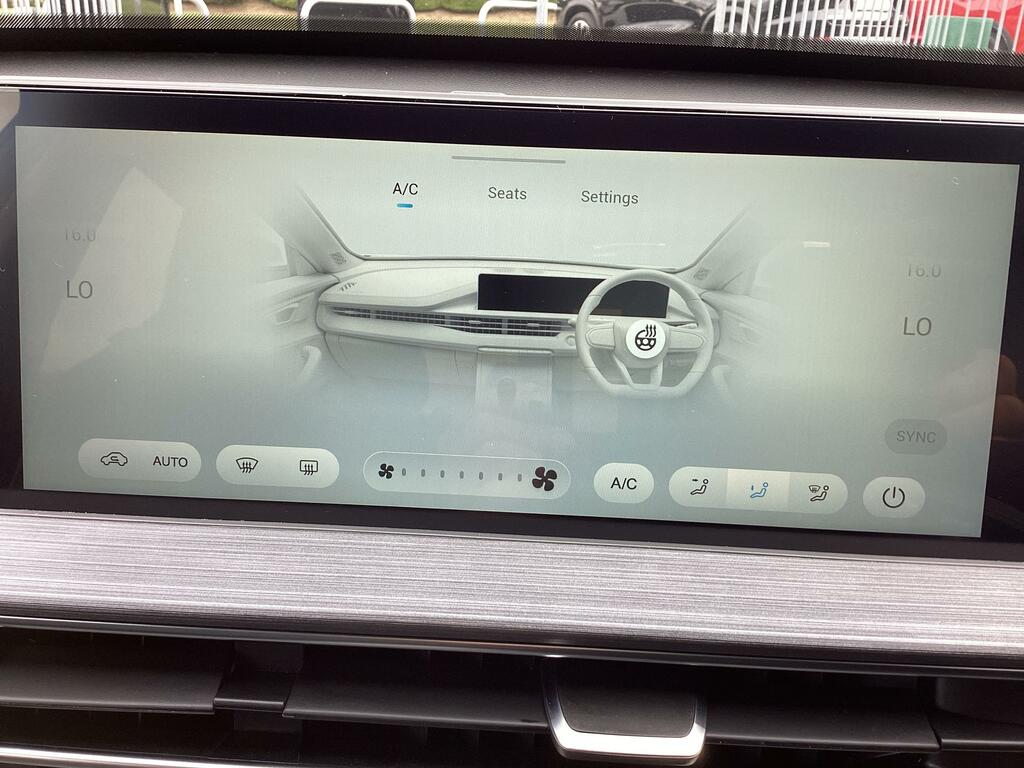Chery Tiggo 4 Super Hybrid Summit White #17