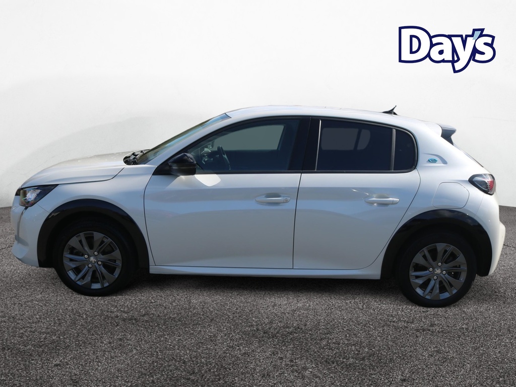 Peugeot e-208 50Kwh Allure Premium Hatchback White #4