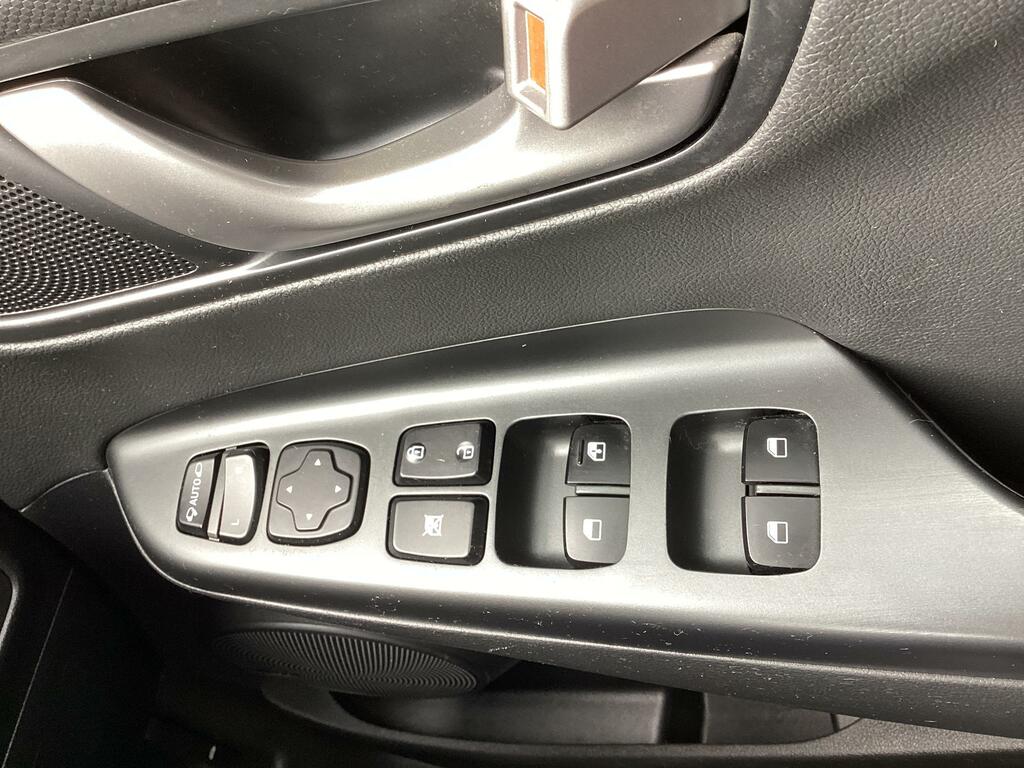 Hyundai Kona  Grey #27