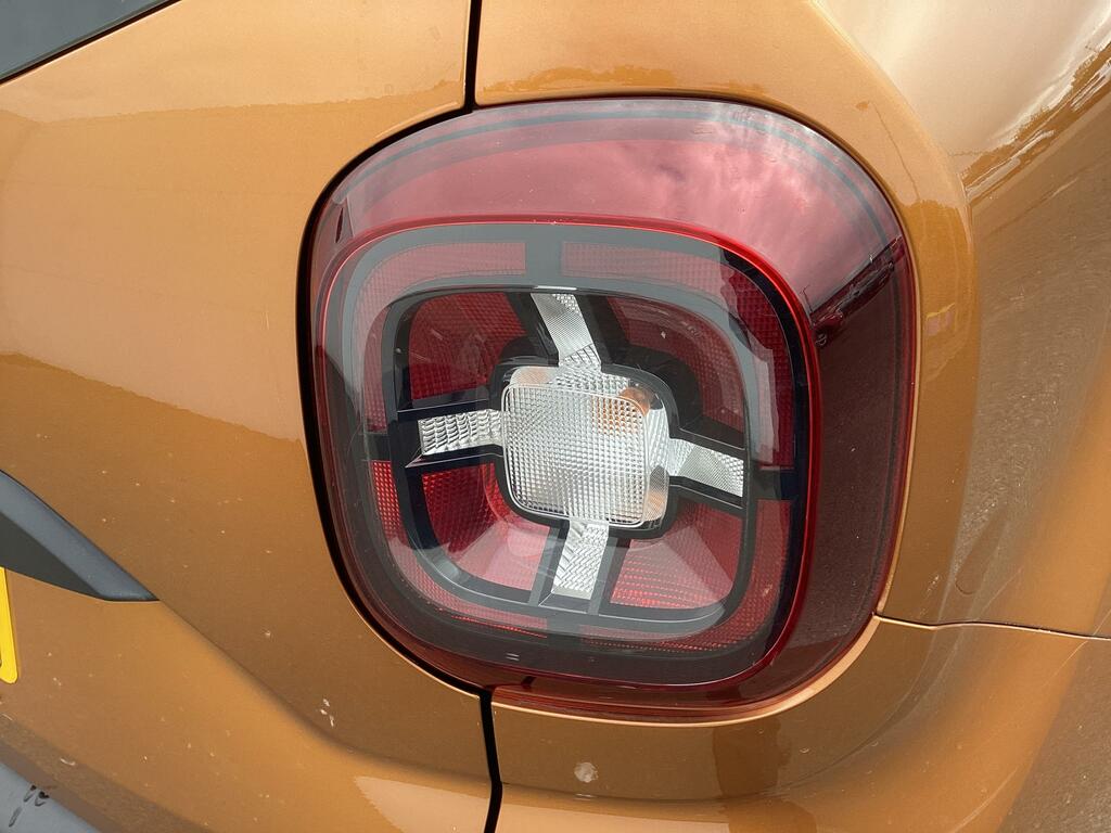 Dacia Duster Suv 1.6 Sce Comfort Euro 6 Ss 201919 White #16