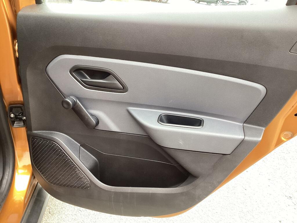 Dacia Duster Suv 1.6 Sce Comfort Euro 6 Ss 201919 White #28