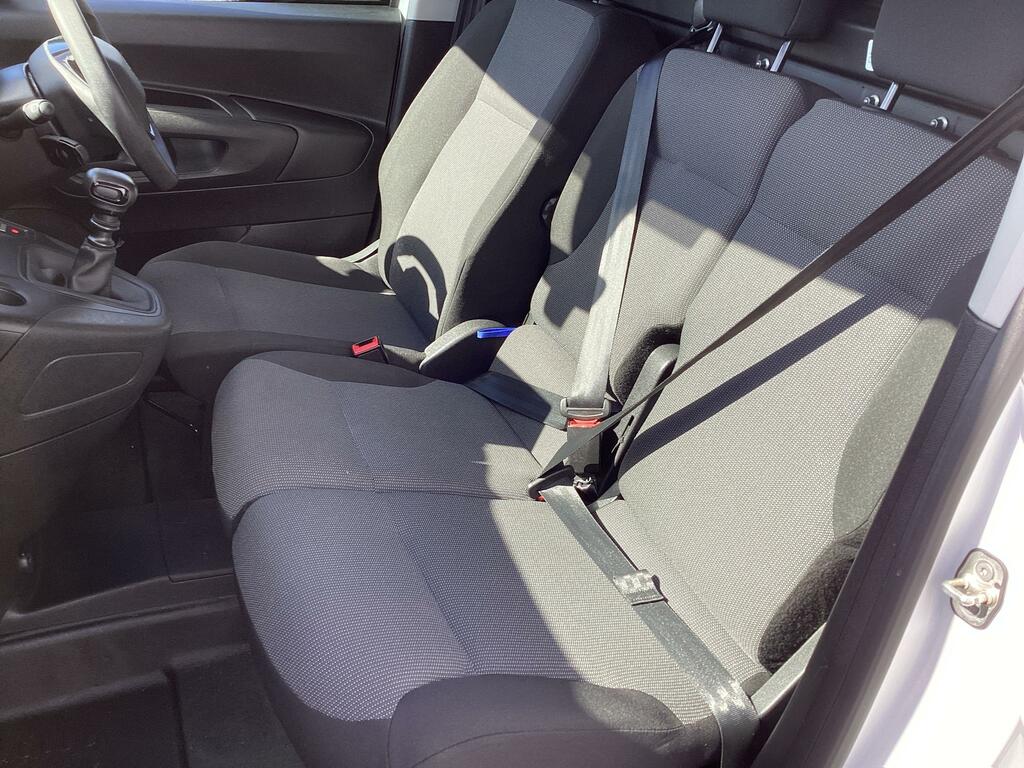 Peugeot Partner L2 Pro Premium White #31