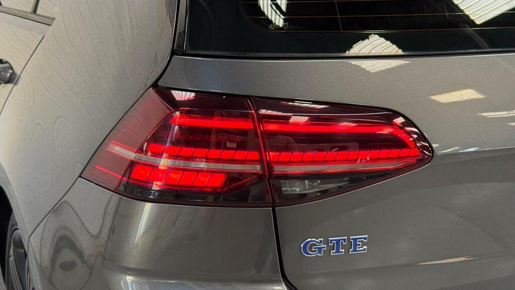 Volkswagen e-Golf 99Kw E-golf 35Kwh Black #44