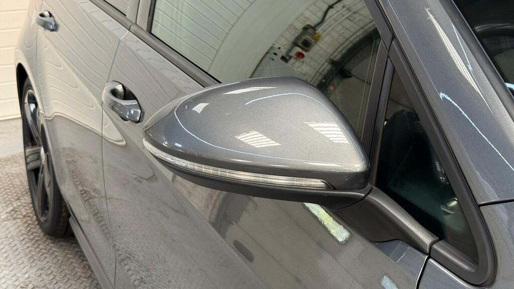 Volkswagen e-Golf 99Kw E-golf 35Kwh Black #20