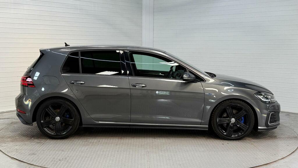 Volkswagen e-Golf 99Kw E-golf 35Kwh Black #11
