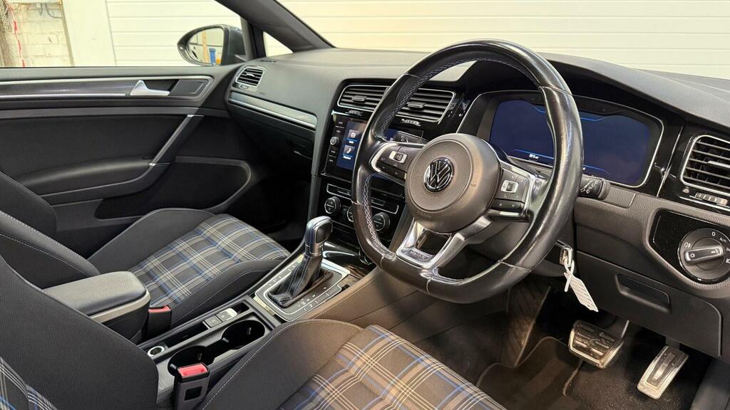 Volkswagen e-Golf 99Kw E-golf 35Kwh Black #21