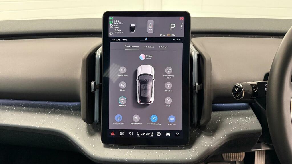 Volvo EX30 Single Motor Extended Range Ultra Sunroof, Harman  #27