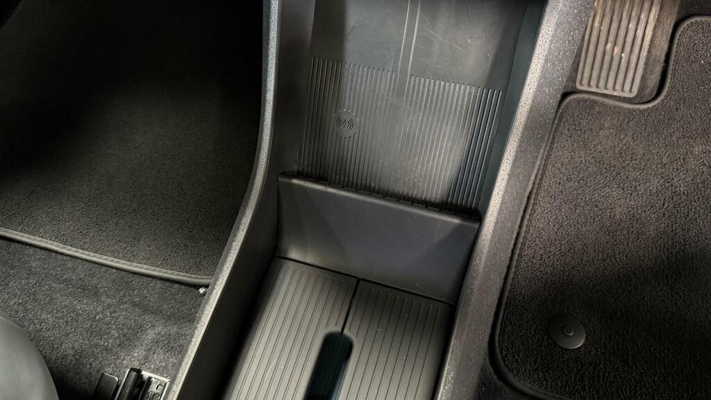 Volvo EX30 Single Motor Extended Range Ultra Sunroof, Harman  #31