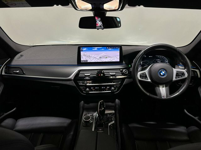 BMW 5 Series 545E 12Kwh M Sport White #4