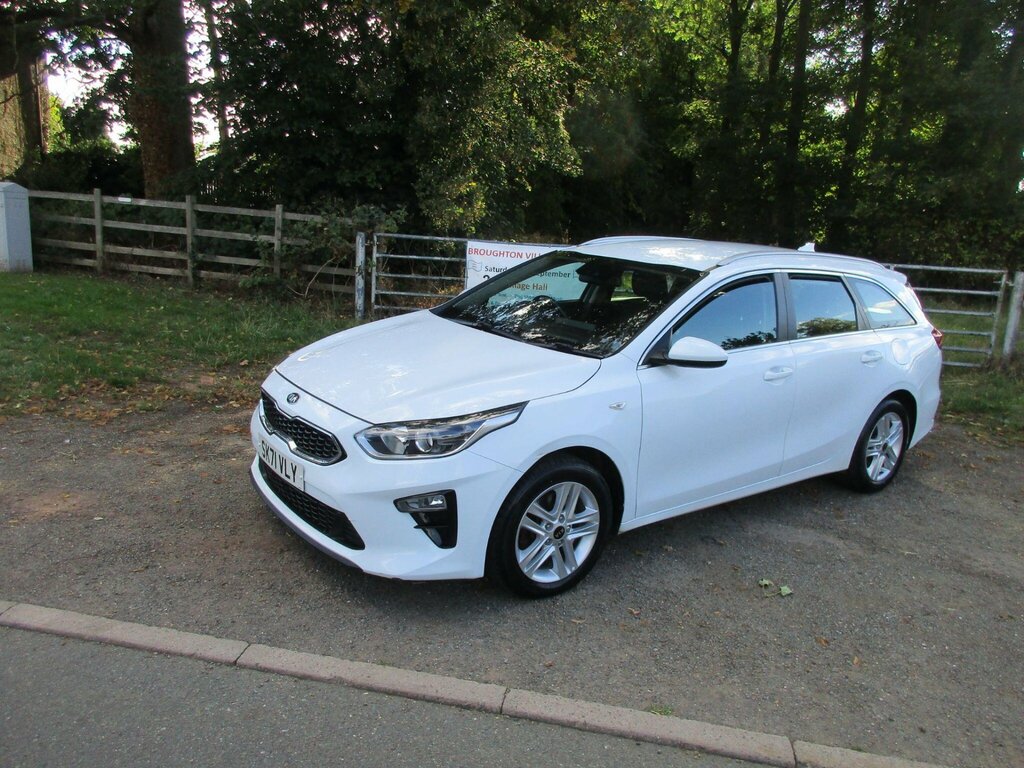 Kia Ceed 1.6 Crdi Mhev 2 Nav Sportswagon Euro 6 Ss White #2