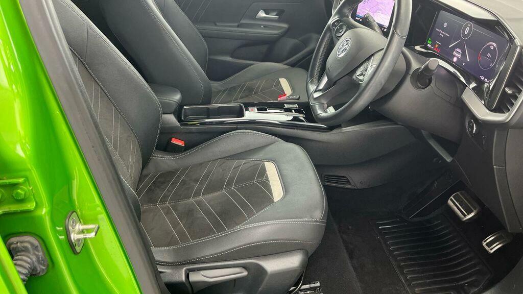 Vauxhall Mokka Suv Green #2