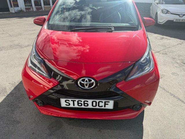 Toyota Aygo Hatchback Red #7
