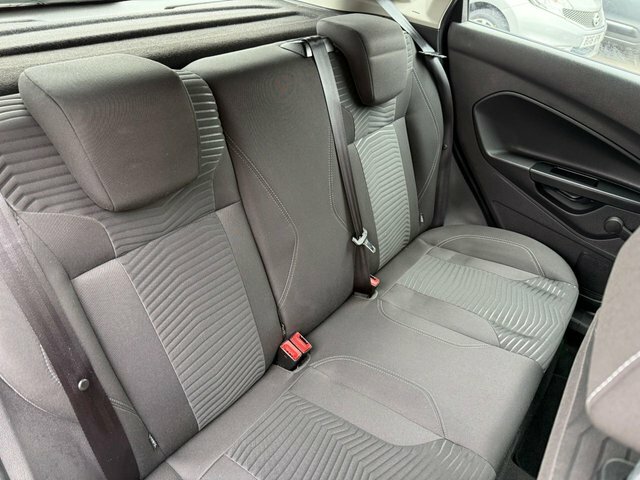 Ford Fiesta 1L Zetec White #20