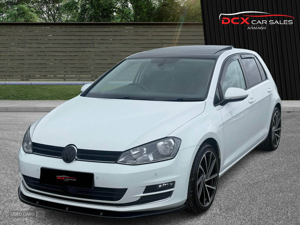 Volkswagen Golf Hatchback Blue #8