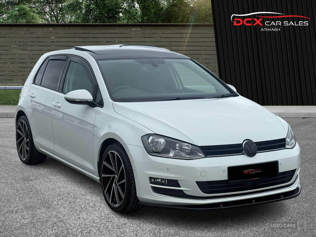Volkswagen Golf Hatchback Blue #1