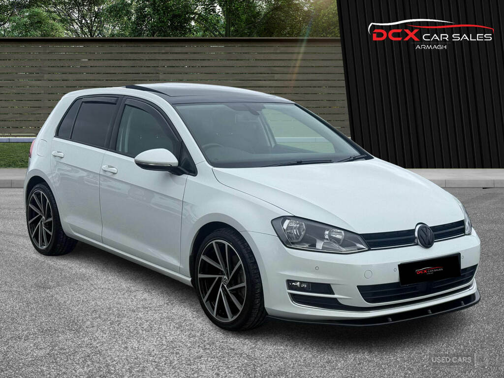 Volkswagen Golf Hatchback Blue #2