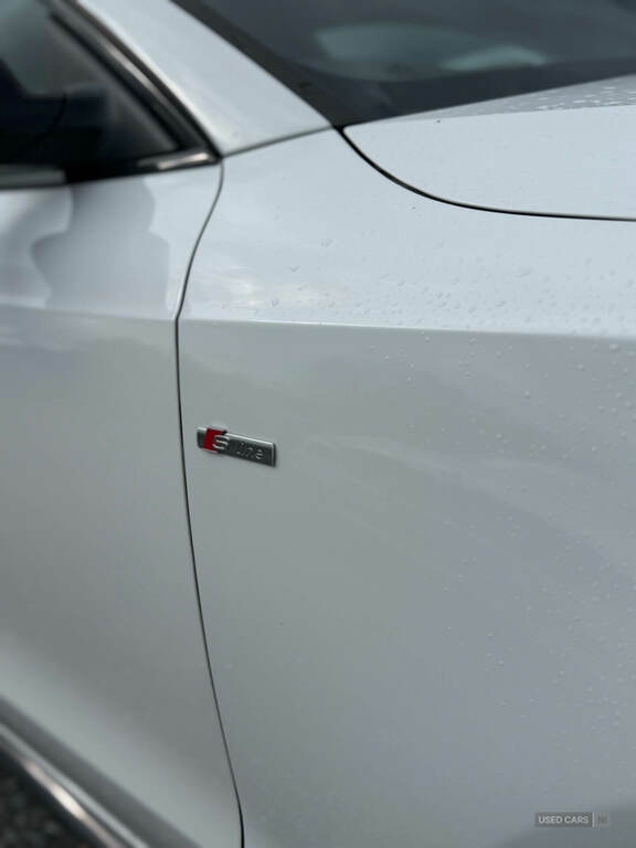 Audi A5 2.0 Tdi Black Edition Plus 187 Bhp Black #19