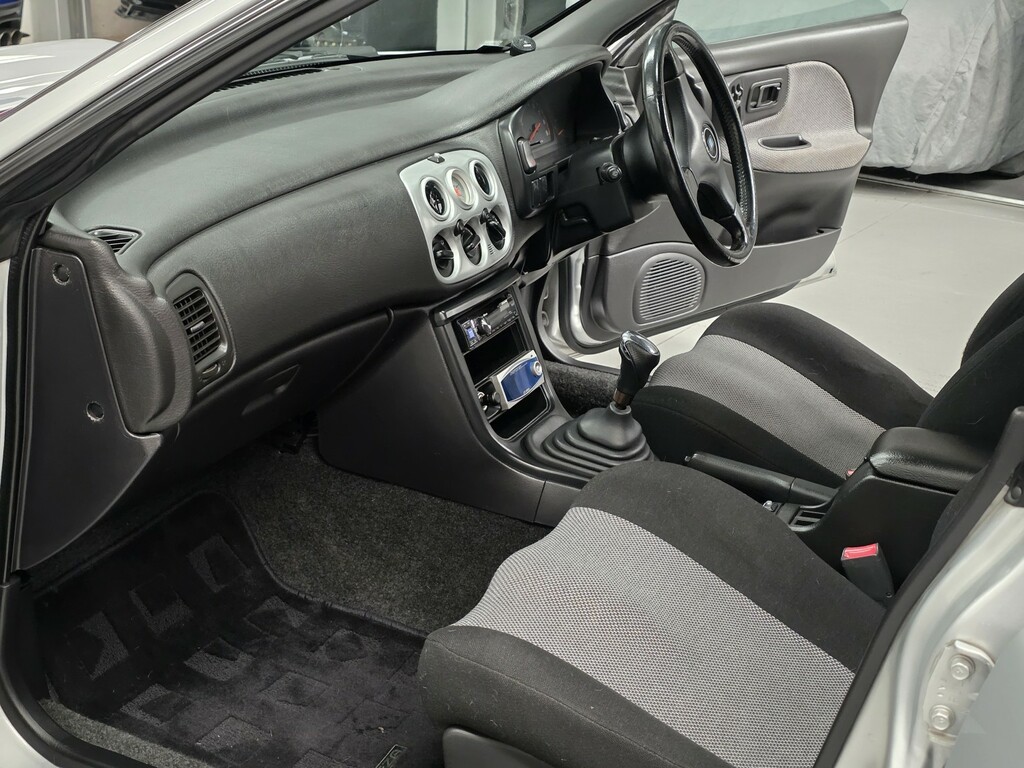 Subaru Impreza 2.0L Wrx Wagon Jdm Silver #4