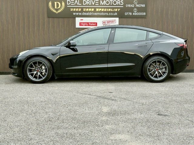 Tesla Model 3 2022 Dual Motor Long Range Saloon A AJ71BYP Black #4