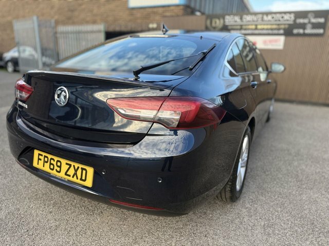 Vauxhall Insignia 2L Se Nav Black #52