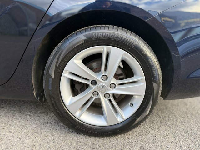 Vauxhall Insignia 2L Se Nav Black #45
