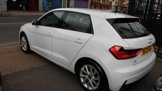 Audi A1 Tfsi 25 Sport Sportback White #6