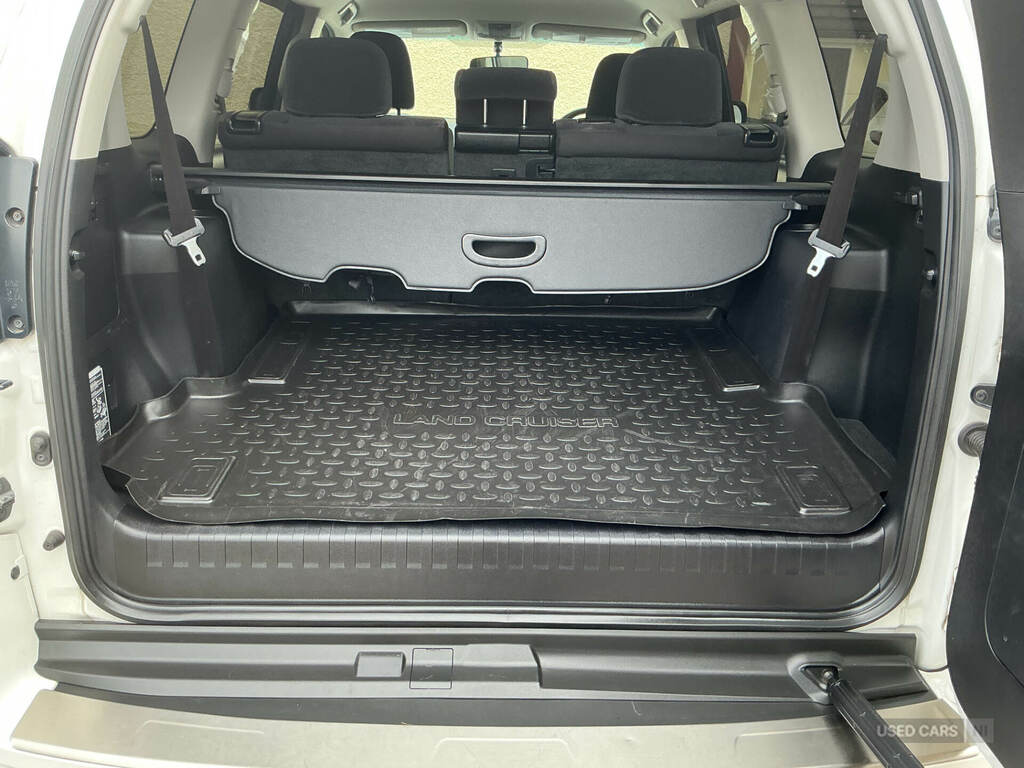 Toyota Land Cruiser 2.8 D-4d 204 Active 7 Seats White #6