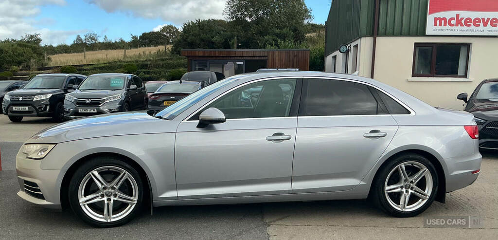 Audi A4 2.0 Tdi Ultra Se Silver #2