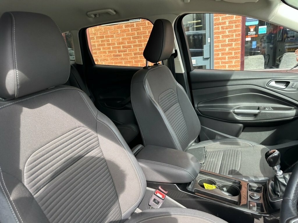 Ford Kuga 1.5 Tdci Zetec Blue #30
