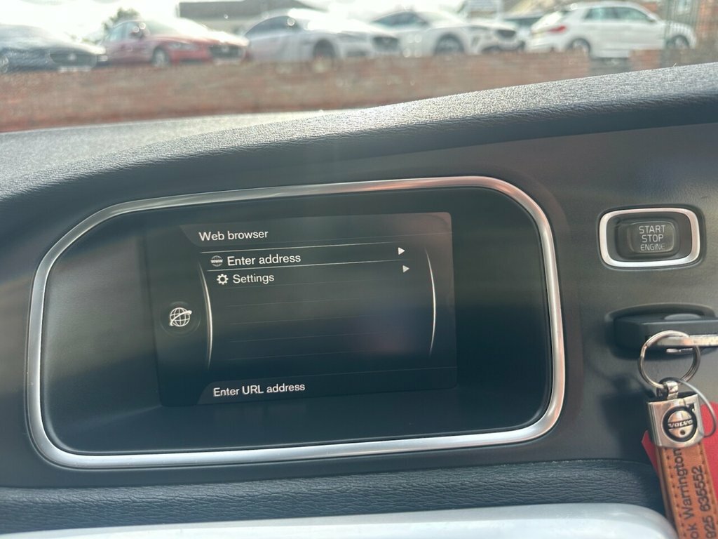Volvo V40 Momentum Blue #29