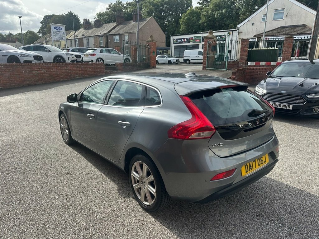 Volvo V40 2L Inscription Grey #3