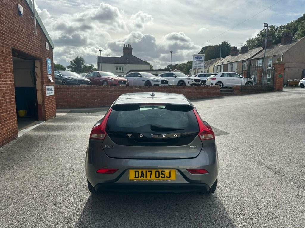 Volvo V40 2L Inscription Grey #4
