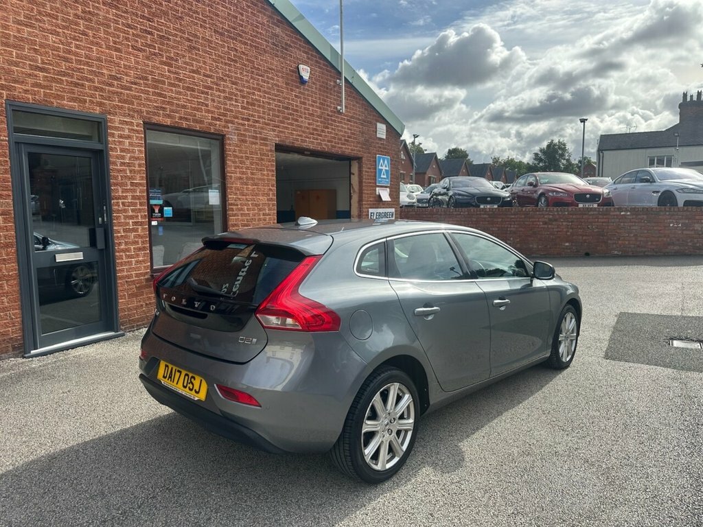 Volvo V40 2L Inscription Grey #5