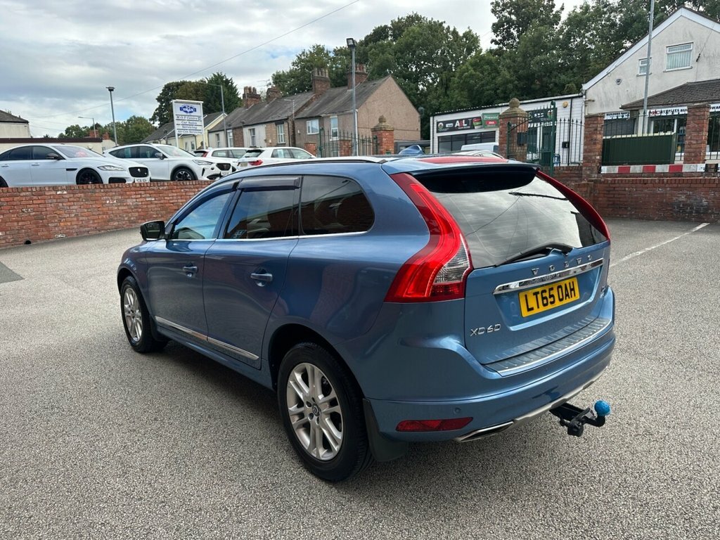 Volvo XC60 2.4L Se Lux Nav Blue #3