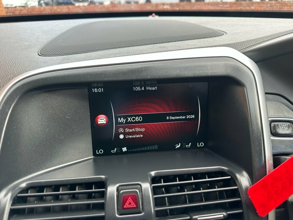 Volvo XC60 2.4L R-design Nav Grey #37