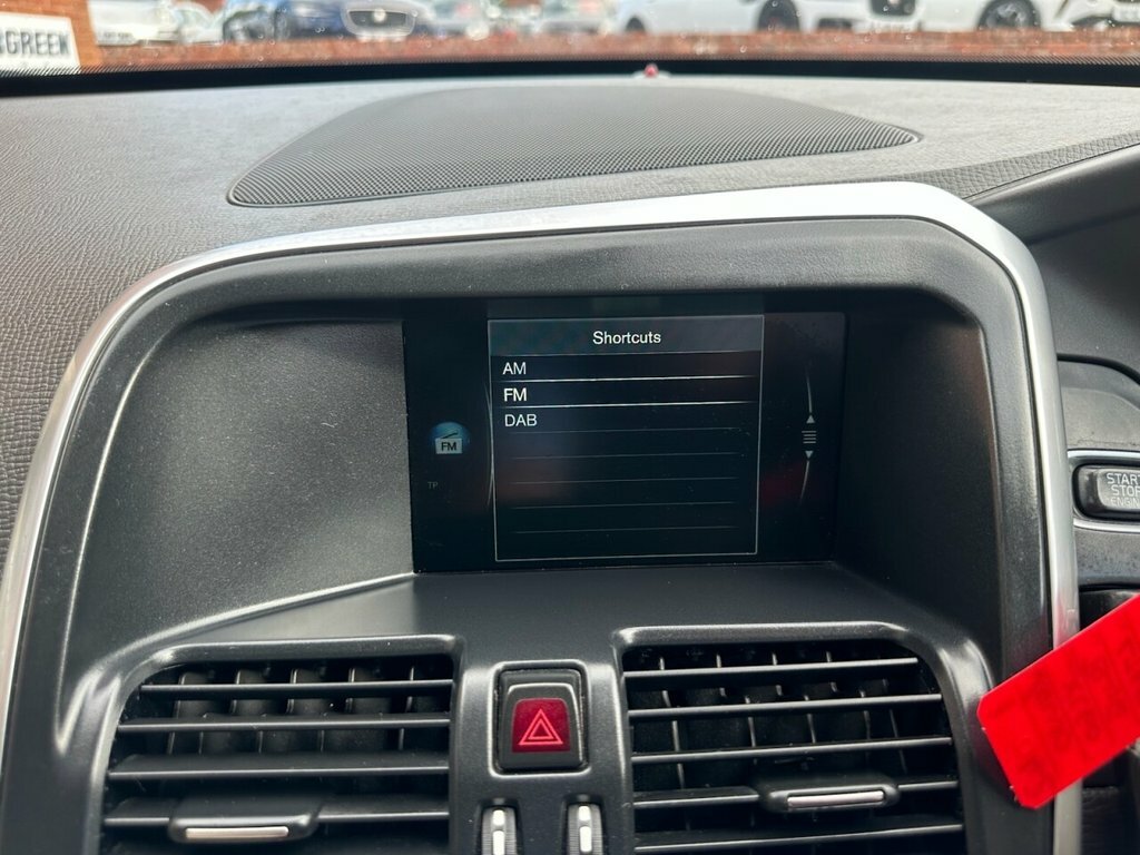 Volvo XC60 2.4L R-design Nav Grey #39