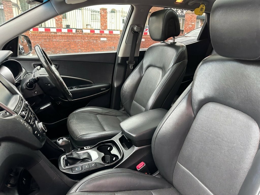 Hyundai Santa Fe 2.2L Wiggins Edition Silver #5