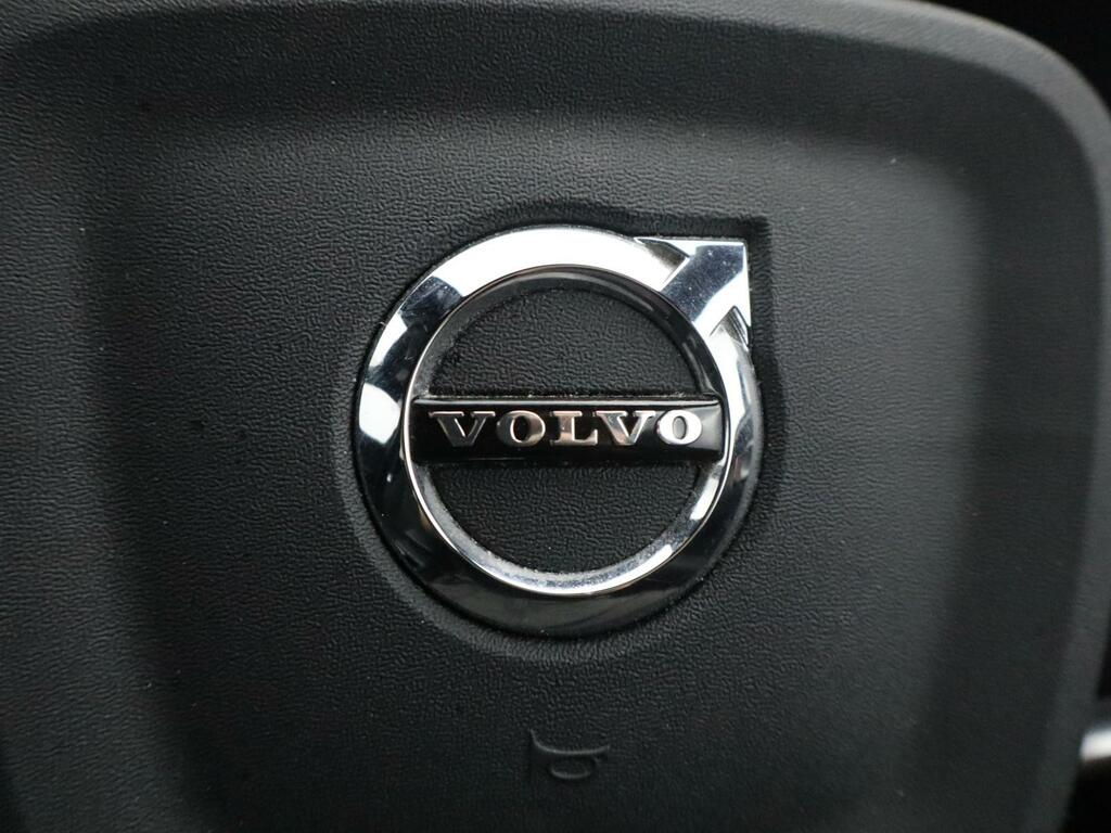 Volvo XC40 R-design D3 #33