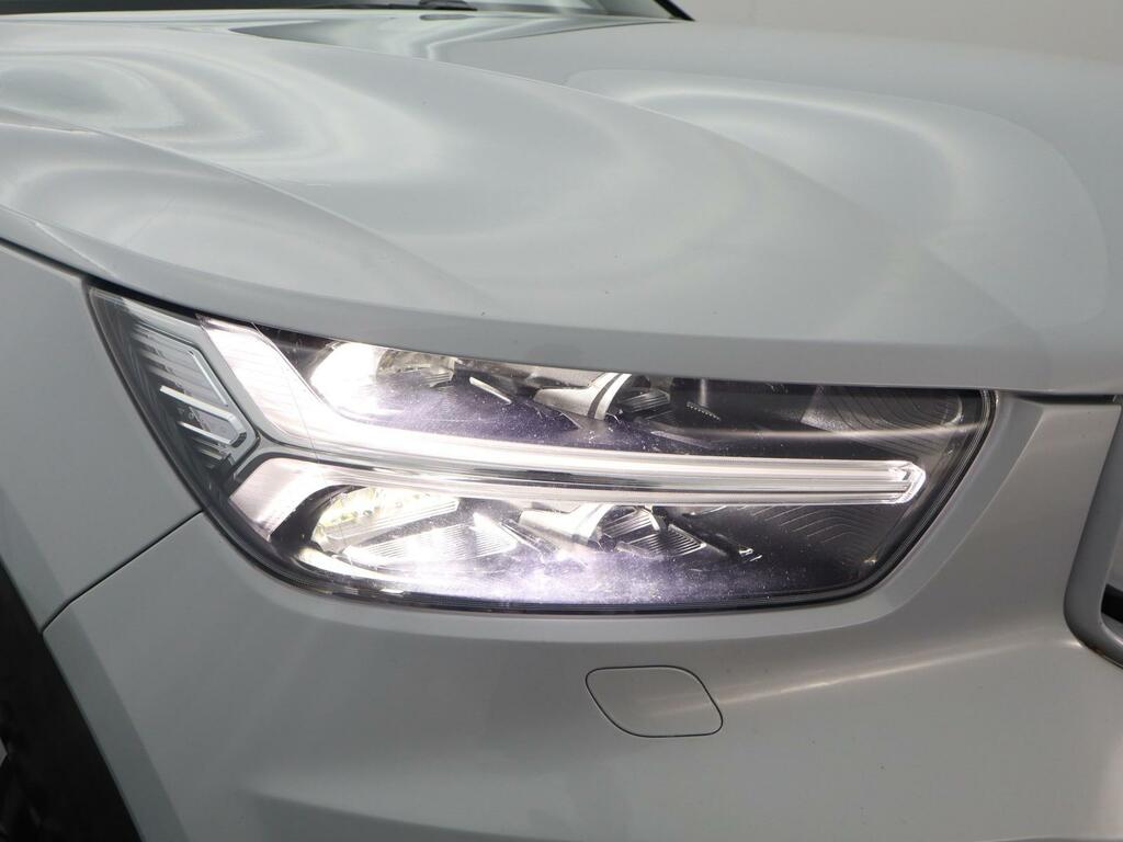 Volvo XC40 R-design D3 #12