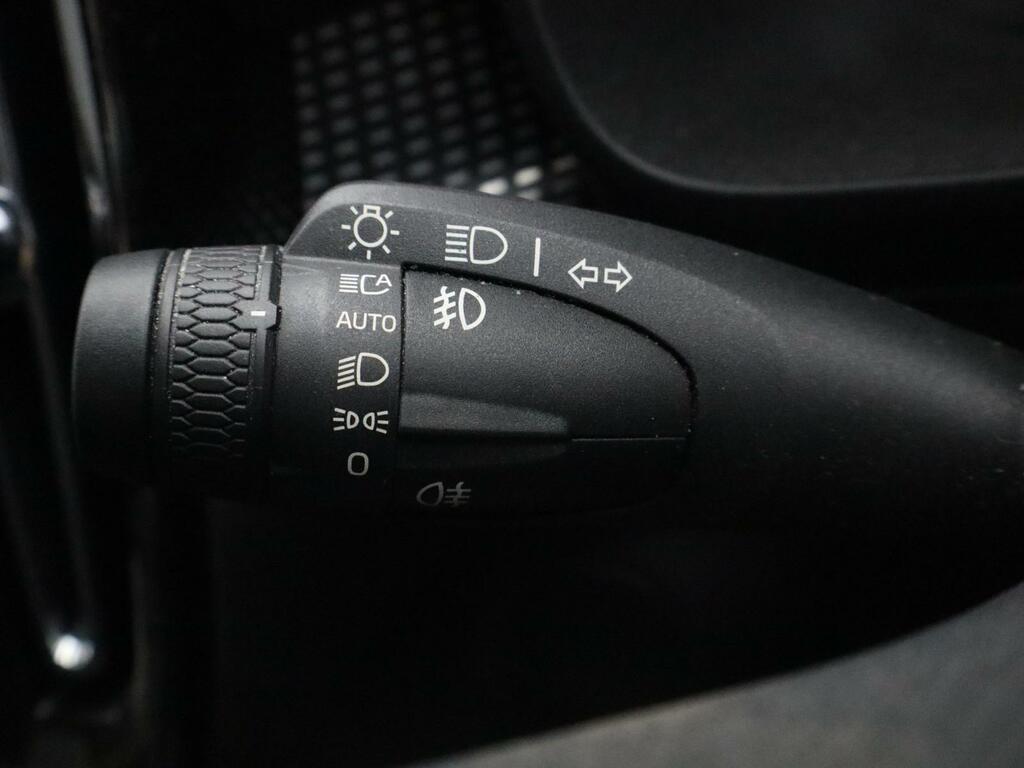 Volvo XC40 R-design D3 #35