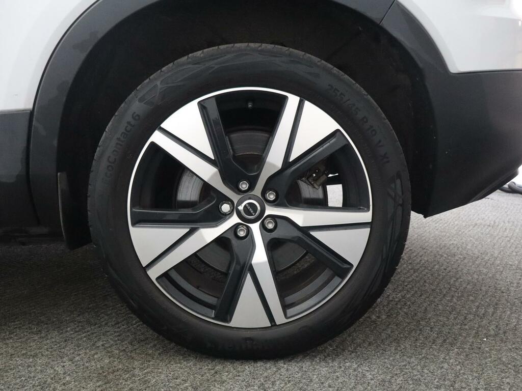 Volvo XC40 R-design D3 #10