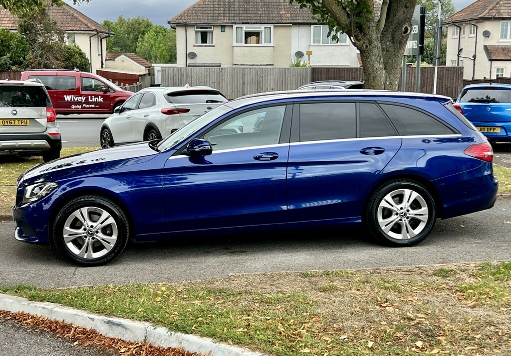 Mercedes-Benz C Class Estate 2.0 C200 Se Executive Edition 201717 KJ17SNK Blue #4