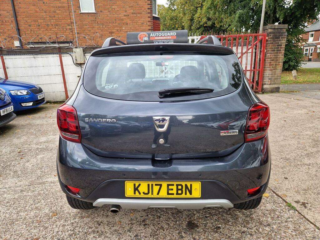 Dacia Sandero Stepway 1.5 Dci Laureate Euro 6 Ss KJ17EBN Grey #5