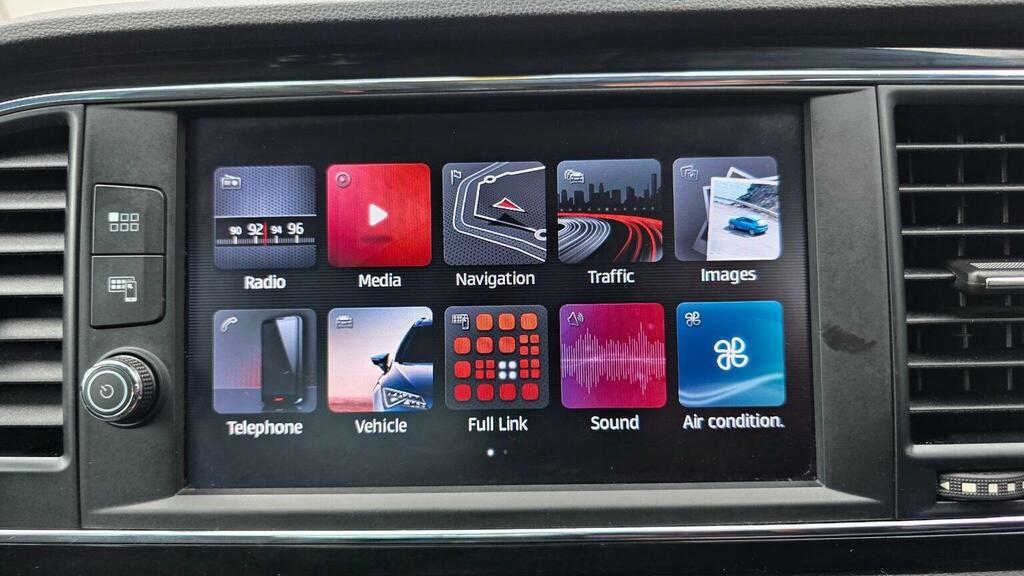 Seat Leon 1.4 Ecotsi Fr Technology Hatchback Manu Red #17