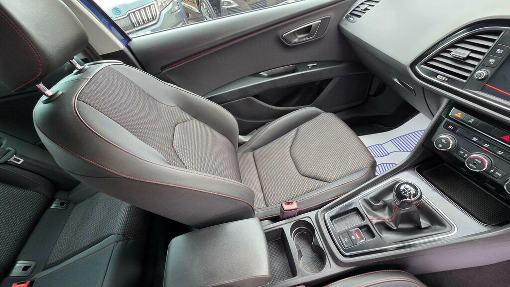 Seat Leon 1.4 Ecotsi Fr Technology Hatchback Manu Red #31