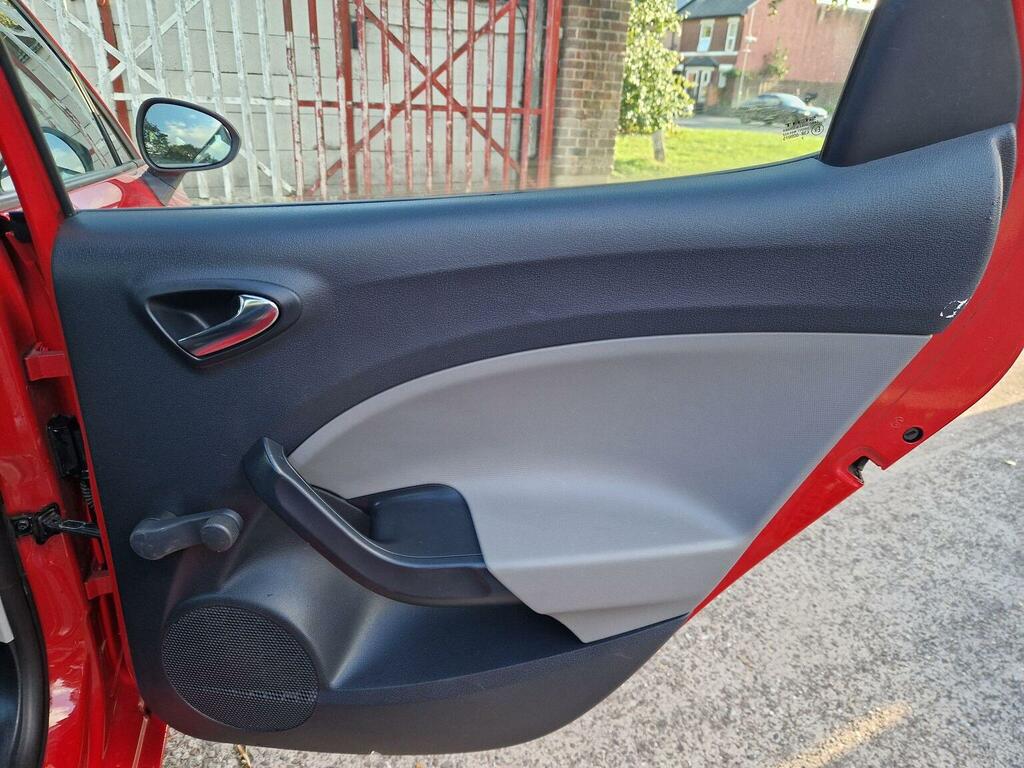 Seat Ibiza 1.4 Toca Hatchback 85 Bhp Grey #28