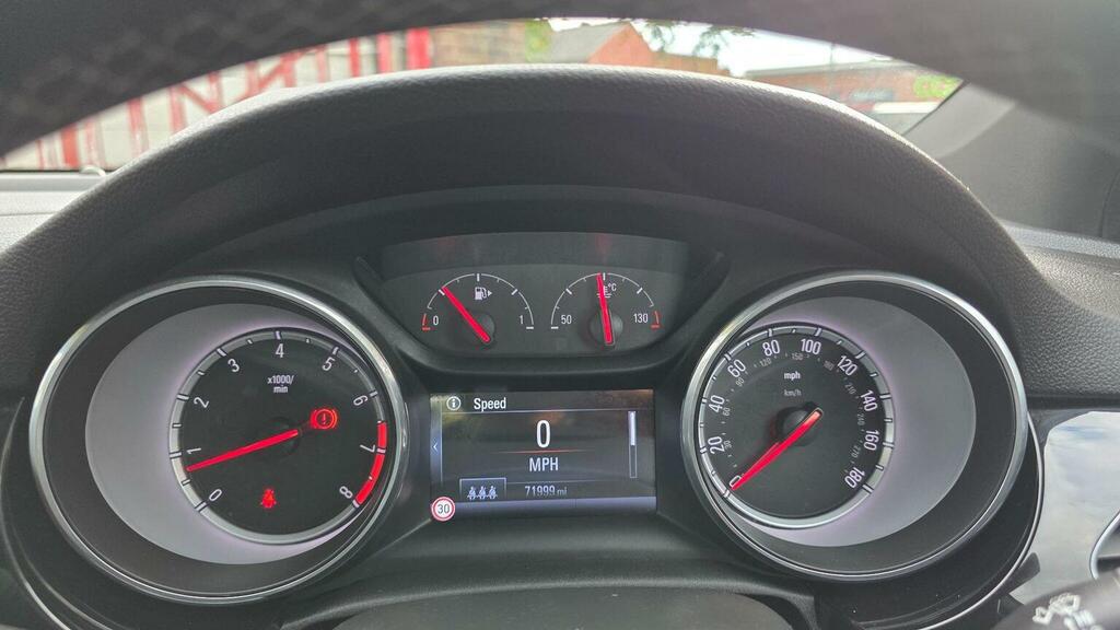 Vauxhall Astra 1.4I Turbo Elite Nav Hatchback E Red #20