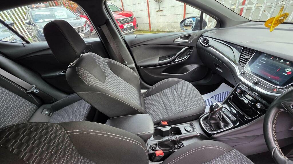 Vauxhall Astra 1.4I Turbo Elite Nav Hatchback E Red #24